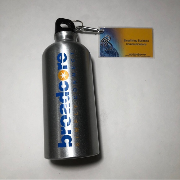 HOSTED UNITED COMMUNICATIONS REUSABLE WATER FLASK WITH CLIP SILVER - Picture 2 of 2